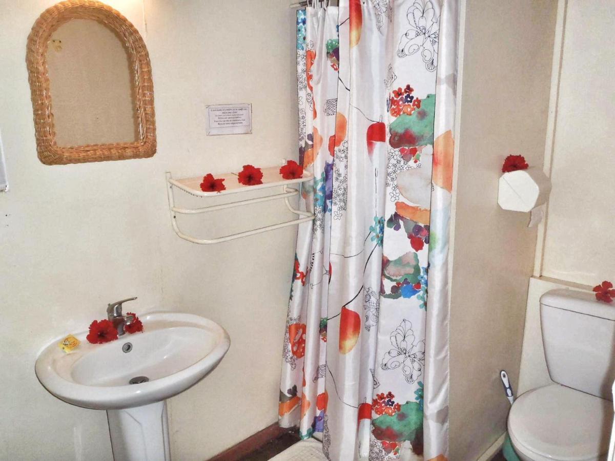 Huahine - Bungalow Tiare Fare Exterior foto